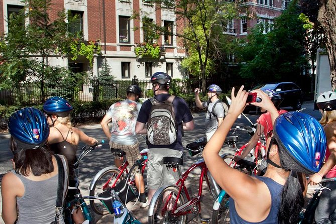 Bike Tour of Chicagos Lakefront Neighborhoods - Tips for a Great Experience