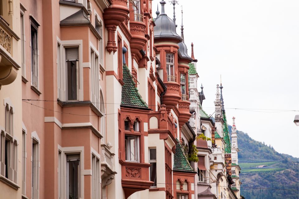 Bolzano: First Discovery Walk and Reading Walking Tour - Booking and Cancellation Policy
