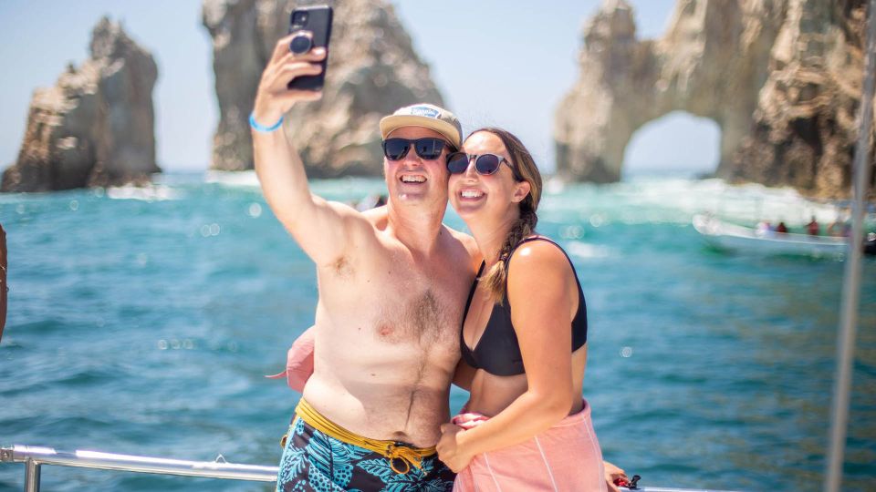 Cabo San Lucas: 4-Hour Snorkeling Cruise With Open Bar - Snorkeling and Swimming