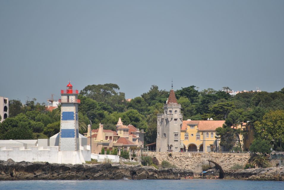 Cascais: Sailing Tour With Drink - Accessibility and Mobility Considerations