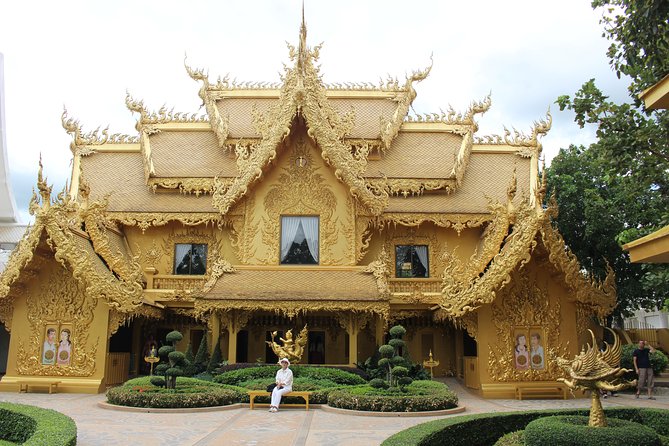 Chiangrai Oneday From Chiangmai!! White Temple+Black+Blue + (Longneck Village) - Tips for a Great Experience