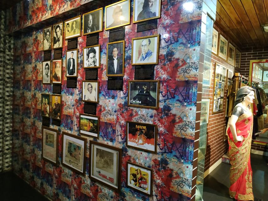 Combo Bollywood Studio Tour With Dharavi Slum Tour - Tips for a Great Experience