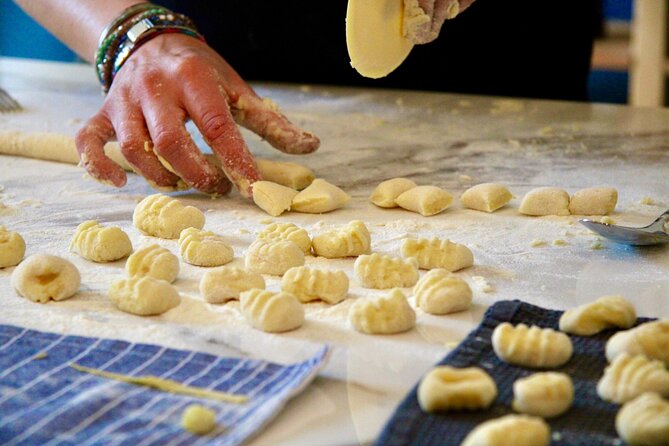Cusina - Cooking Class: Fresh Pasta With Wine Tasting - Getting There and Back