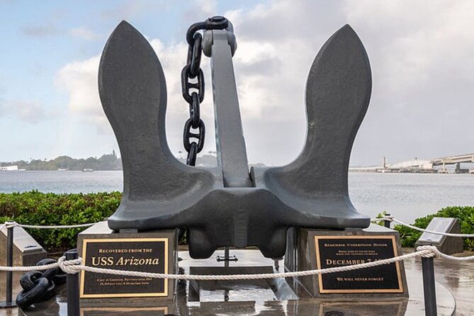 Deluxe Pearl Harbor USS Arizona Memorial and Honolulu City Tour - Additional Nearby Attractions