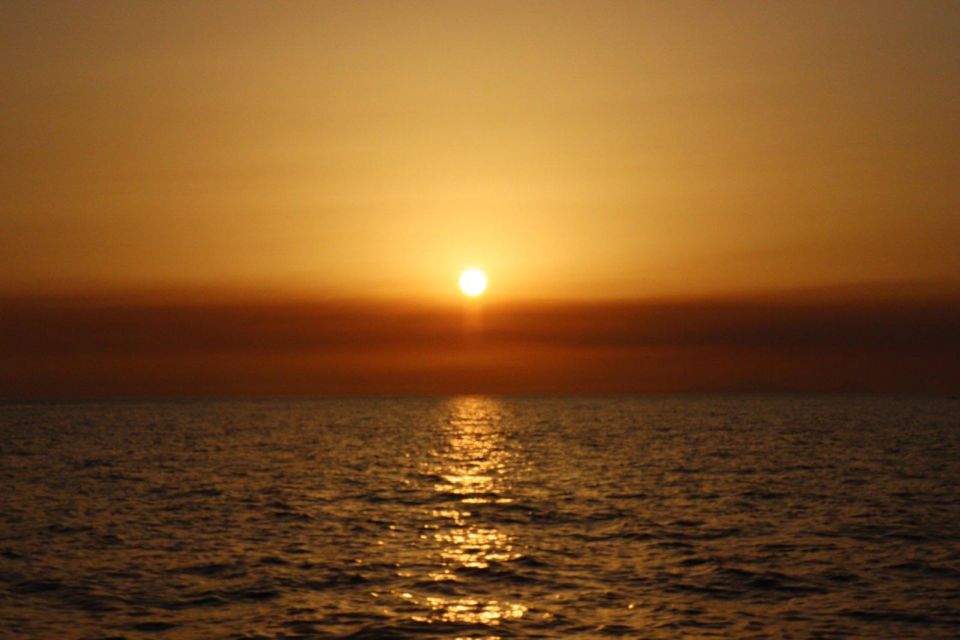 Discover the Islands Magic With a Funky Twist - 6h - - Scenic Sunset Experience