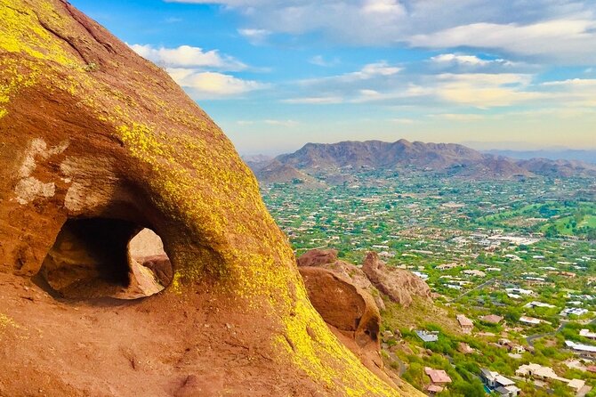 Epic Camelback Mountain Guided Hiking Adventure in Phoenix, Arizona - Getting to Camelback Mountain