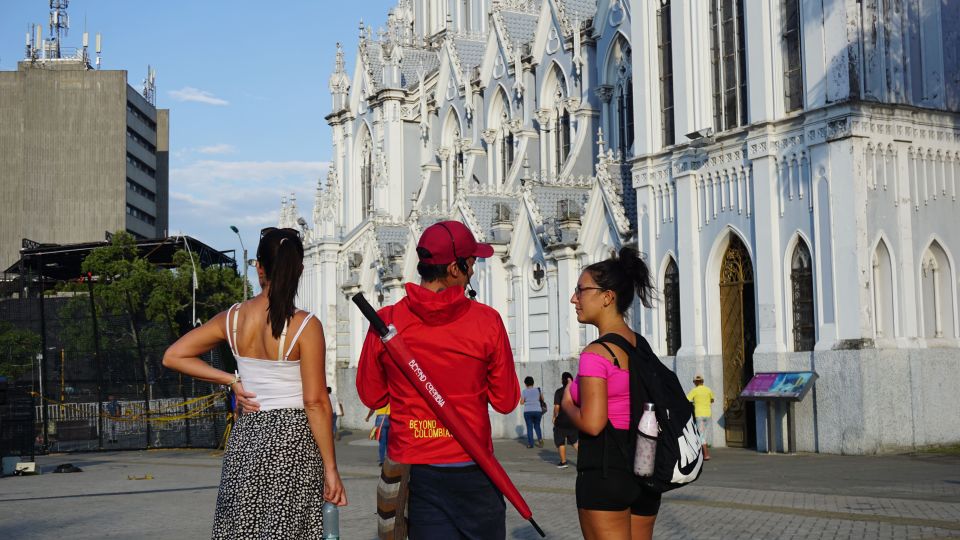 Free Walking Tour Cali's Cultural and Historical Downtown - Tips for Participants