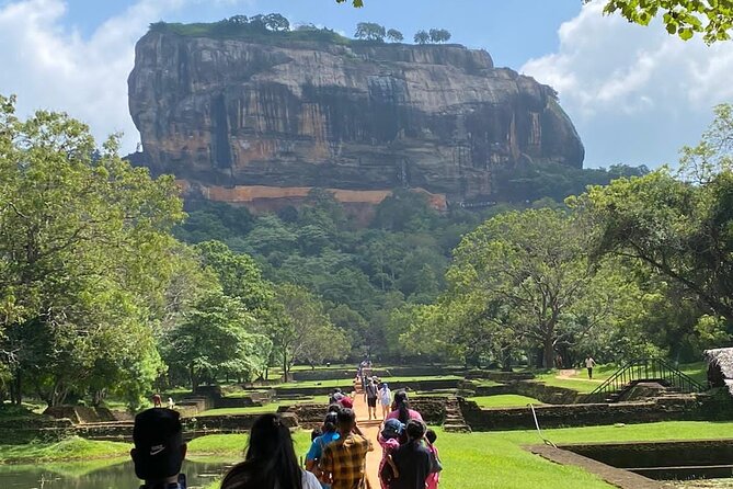 From Colombo to Sigiriya Lion Rock & Minneriya Half Day Safari - Tips for a Great Trip