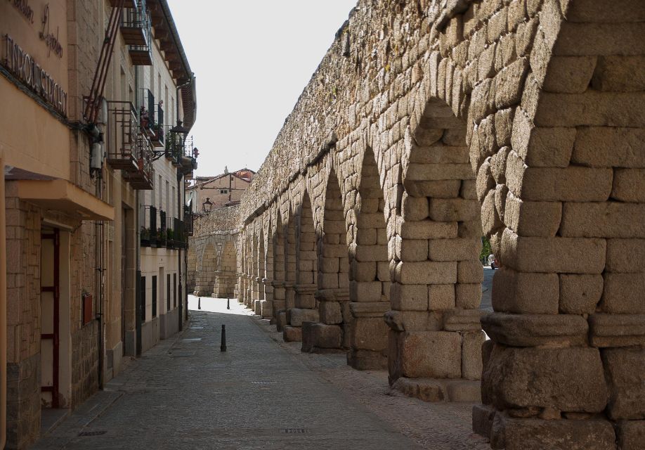 From Madrid: Segovia Highlights Private Half-Day Tour - Marvel at the Gothic Cathedral