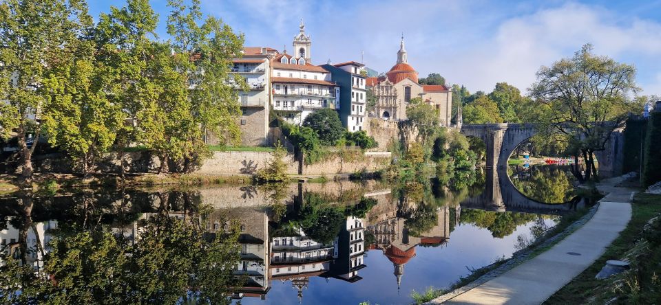 From Porto: Douro Valley Wine Tasting Tour With Hotel Pickup - Douro River Boat Cruise