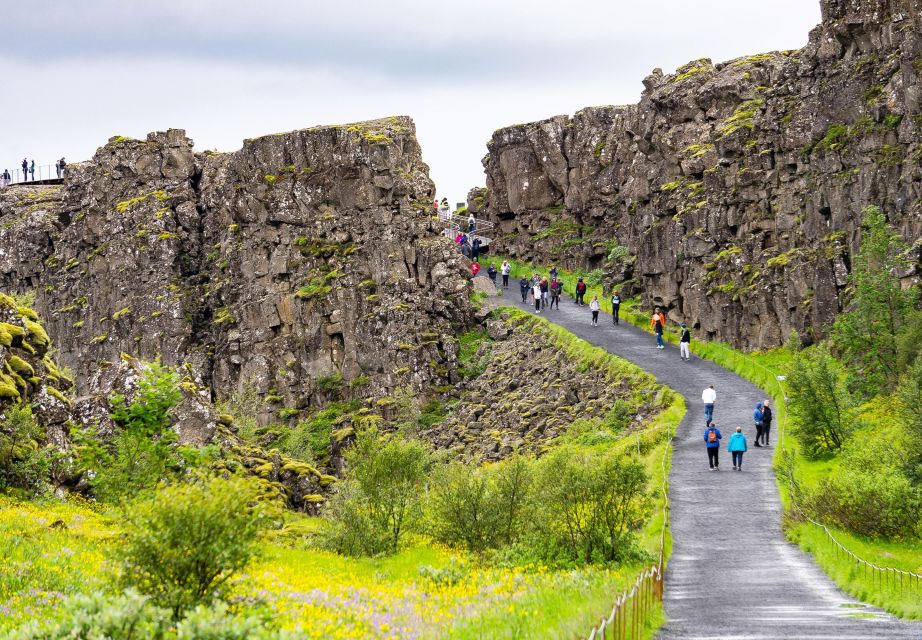 From Reykjavik: 6-Day Icelandic Ring Road Tour - Customer Reviews and Ratings