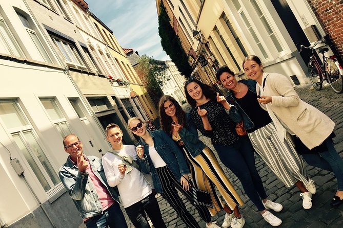 Ghent Private Chocolate Tour With Local Guide - Local Guide Expertise