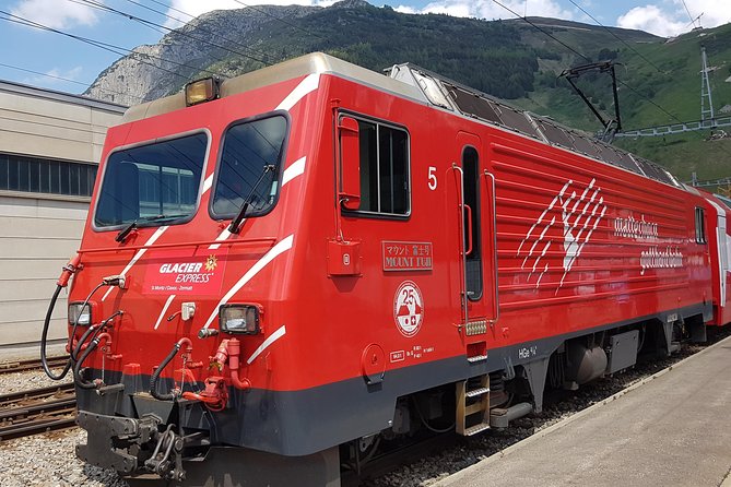 Glacier Express Panoramic Train Round Trip From Zürich With Private Guide - Tips for a Great Experience