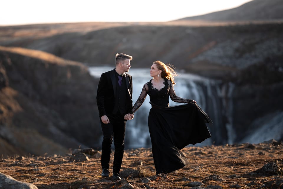 Golden Circle: Private Trip & Professional Photoshoot - Booking and Cancellation Policy