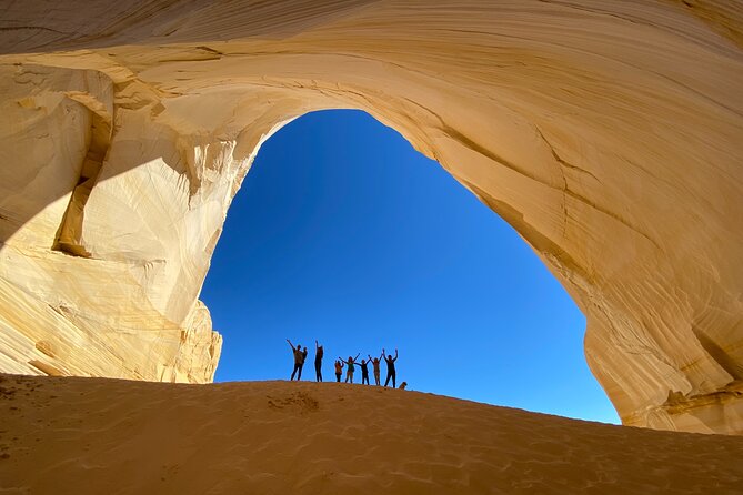 Great Chamber/Peekaboo Slot Canyon UTV Tour 4hrs - Booking and Cancellation Policies