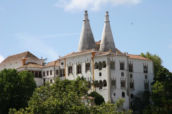 Group to Pena Palace, Sintra (pass by Regaleira) and Cascais - Traveler Reviews and Experiences