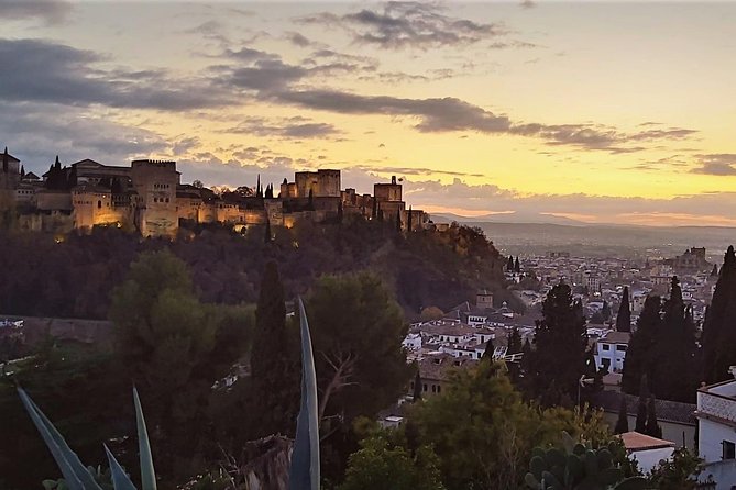 Guided Tour of Albaiçín, Sacromonte and Viewpoints - Additional Information