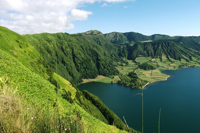 Half-Day Jeep Tour From Ponta Delgada to Sete Cidades - What to Bring