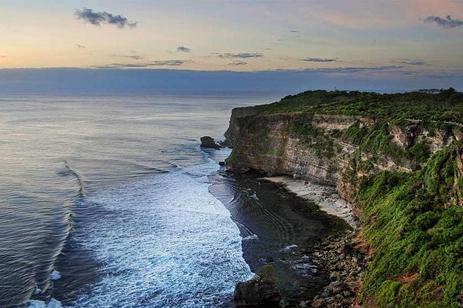 Halfday Tour:Uluwatu Temple,Kecak Dance and Dinner Jimbaran Beach With Transport - Private Tour Experience