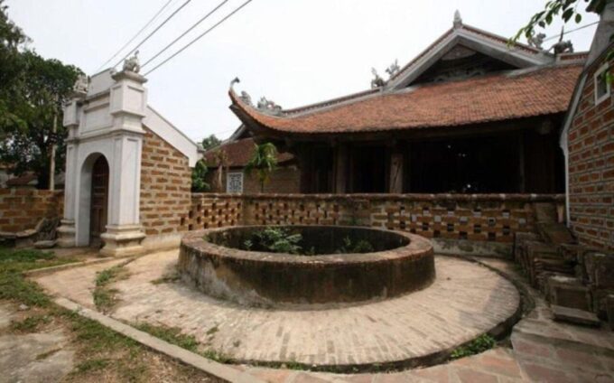 Hanoi: Half-Day Incense, Hat-Making Tour, & Train Street - Local Experiences