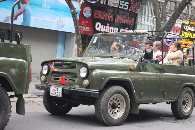 Hanoi Jeep Tours: Hanoi Foodie Tours By Vintage Jeep - Group Size and Accessibility