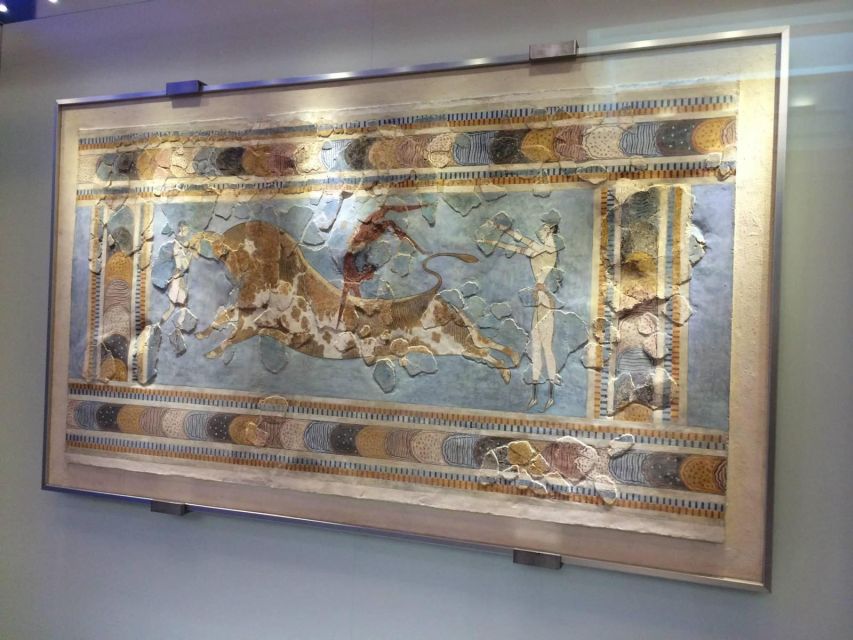 Heraklion: Archeological Museum of Heraklion Entrance & Tour - Accessibility Features