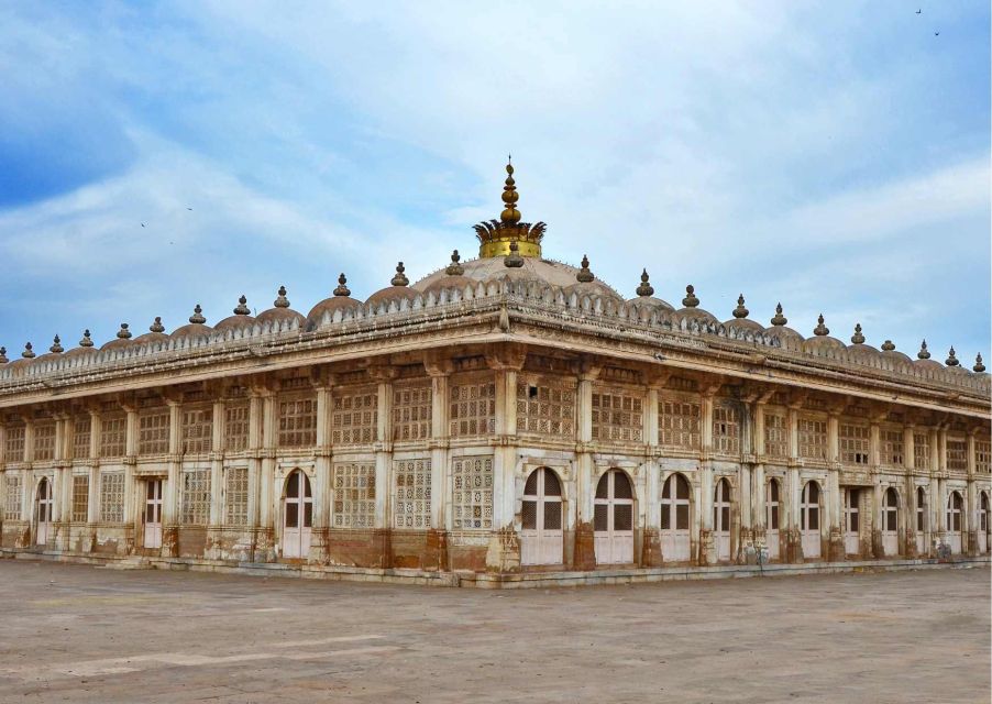 Heritage & Cultural Walk of Ahmedabad (2 Hours Tour) - Tips for Your Visit