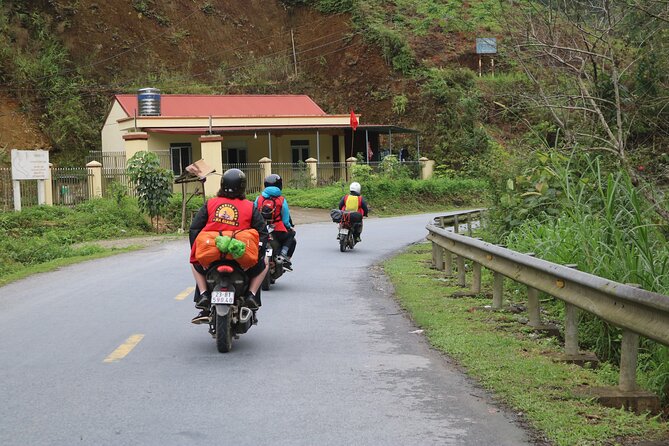 High Quality Small Group 2 Day With Easy Riders + Private Room - Cancellation Policy and Pricing