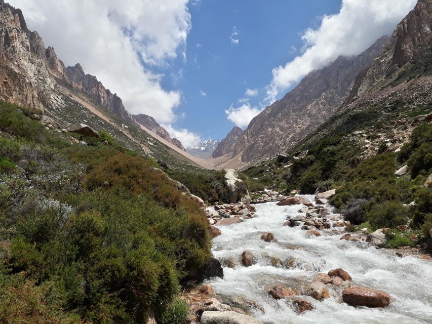 Hiking "Cajón De Los Arenales" From Mendoza or Uco Valley - Inclusions and Exclusions