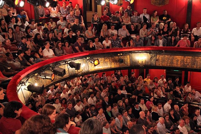 How to Become a Parisian in 1 Hour? The Hit Comedy Show 100% in English in Paris - Dress Code and Late Seating Policy