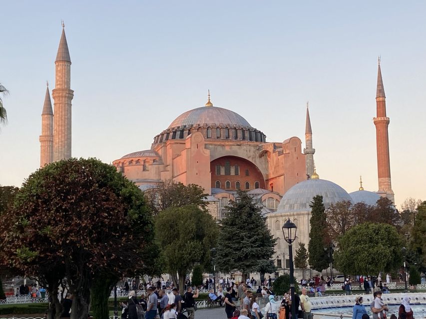 Istanbul: Old Town Highlights Tour & Bosphorus Cruise - Tips for Travelers