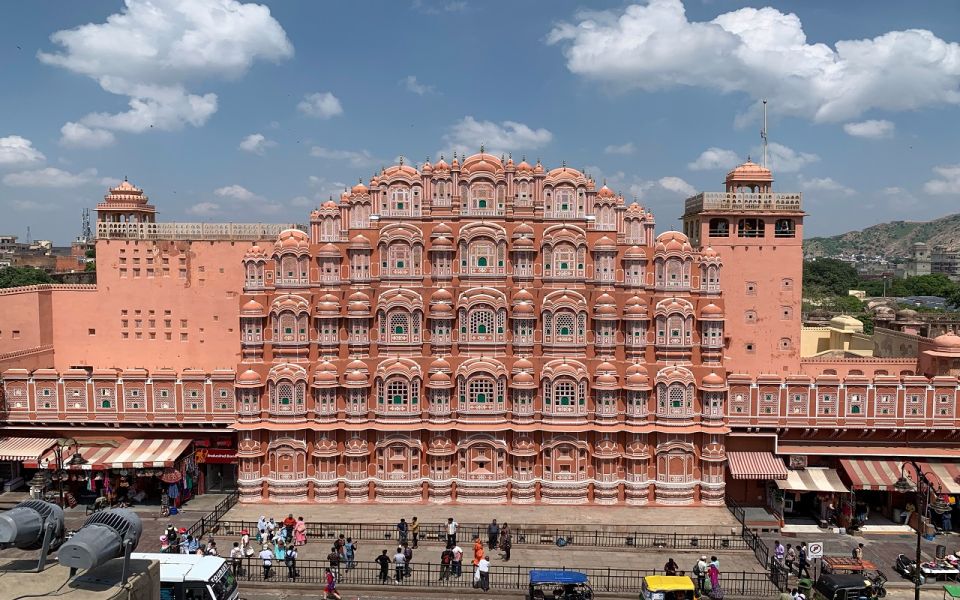 Jaipur Local Sightseeing With Expert Tourist Guide & Lunch - Recommended Dining Experience