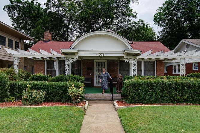 JFK Assassination Tour With Oswalds Rooming House - Tips for Travelers
