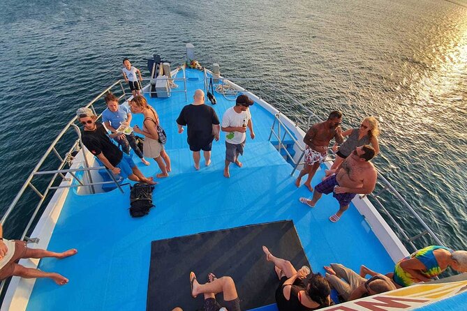 Koh Tao Snorkeling Tour to Hidden Bays and Koh Nang Yuan - Highlights of the Excursion