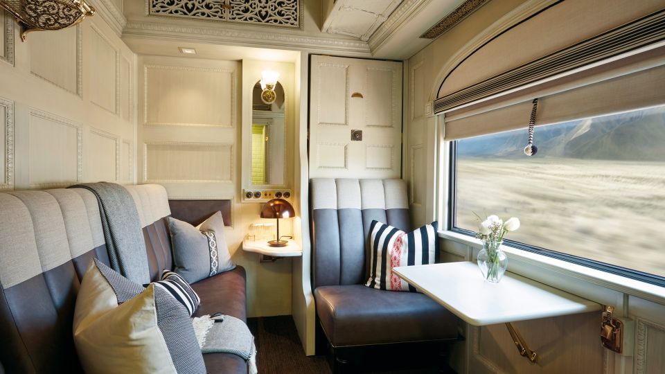 Lake Titicaca in Luxury Train Ending in Arequipa for 3 Days - Unique Experiences Along the Route