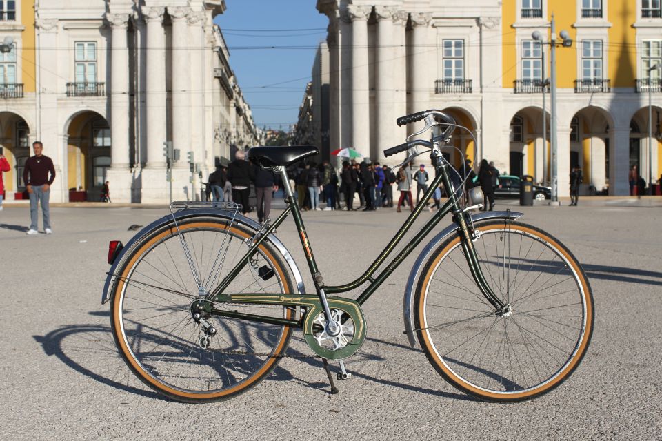 Lisbon: 3-Hour Vintage Bike Tour - Tips for Participants