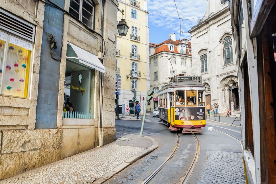 Lisbon: Best of City Private Walking Tour - Frequently Asked Questions