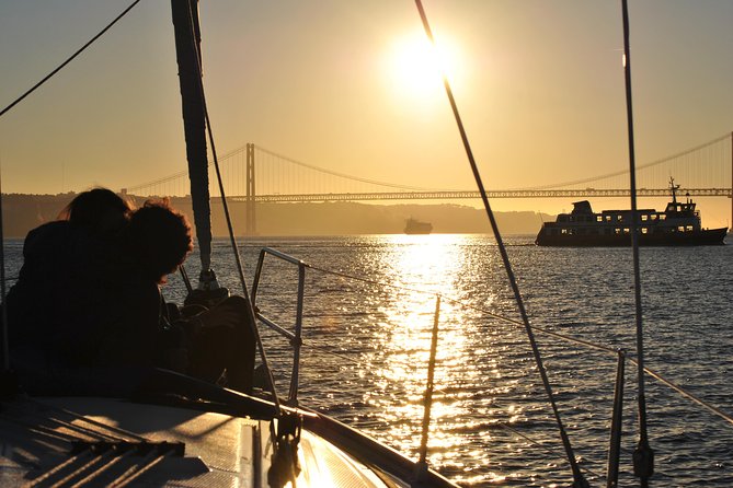 Lisbon Sunset Sailing Cruise With a Drink-2h Small Group Tour - Review Highlights