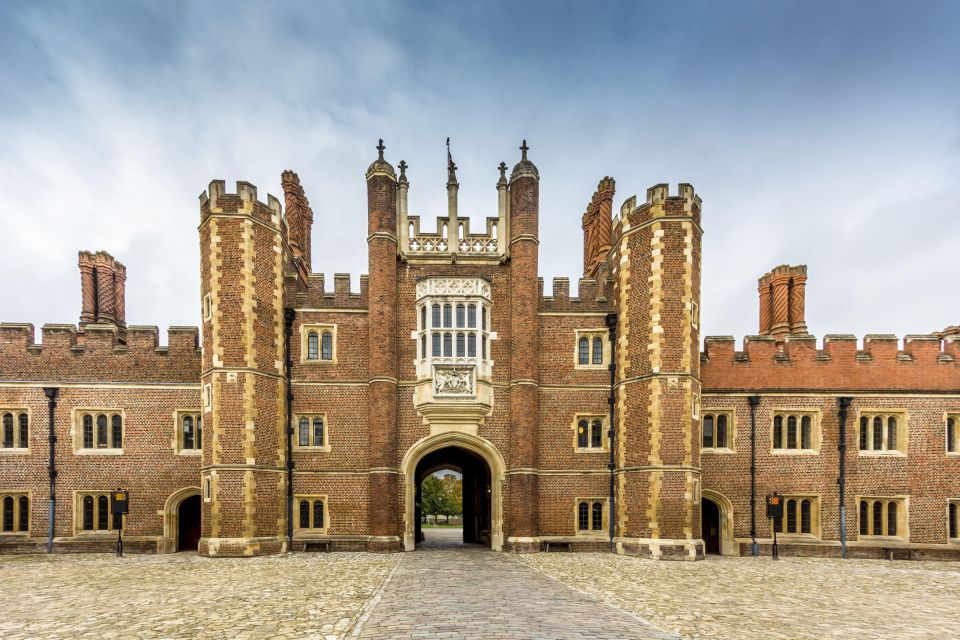 London: Hampton Court Palace Private Tour With Train Ride - Booking and Cancellation Policy