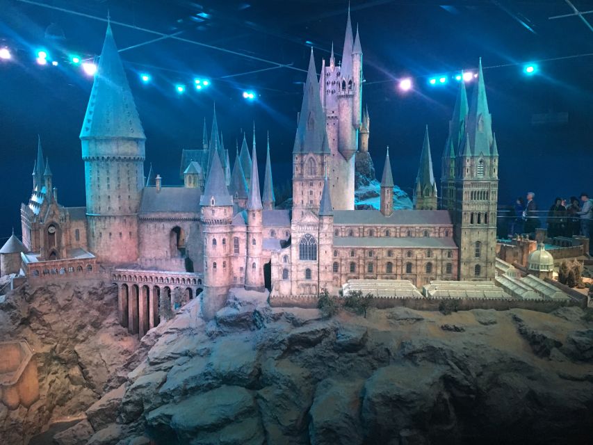 London: Harry Potter Studios & Tour of Film Locations - What to Bring for the Tour