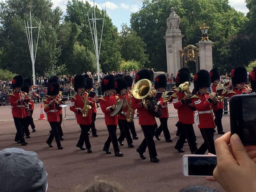 London: Royalty Walking Tour With Changing of the Guard - Customer Experiences