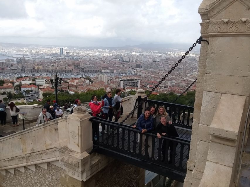 Marseille: Private City Center Walking Tour With Cruise - Booking and Cancellation Policy