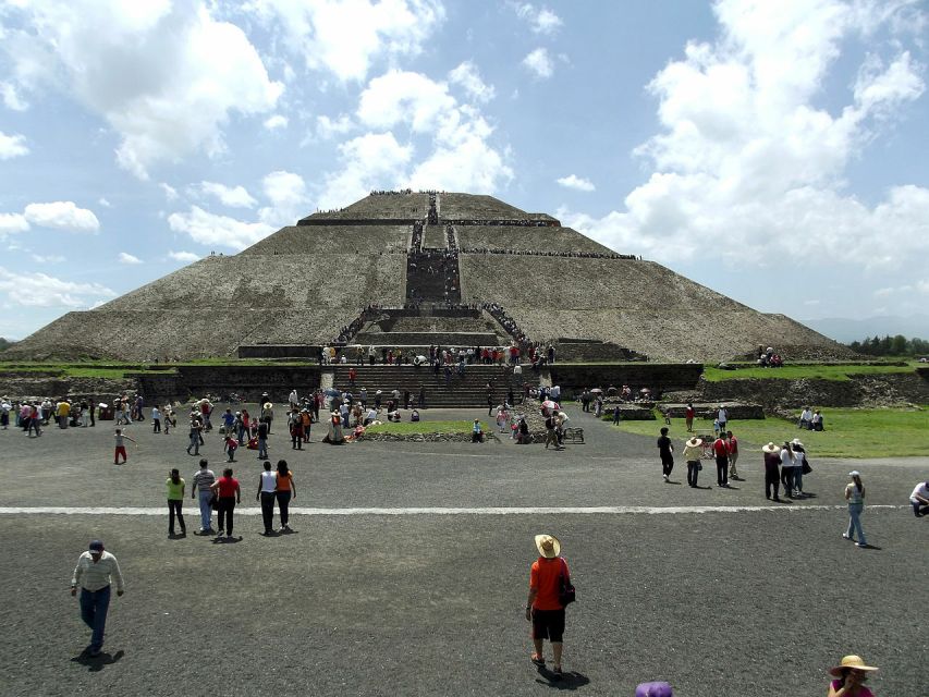 Mexico City: Teotihuacan, Acolman & Piñatas Private Tour - Tour Duration and Highlights