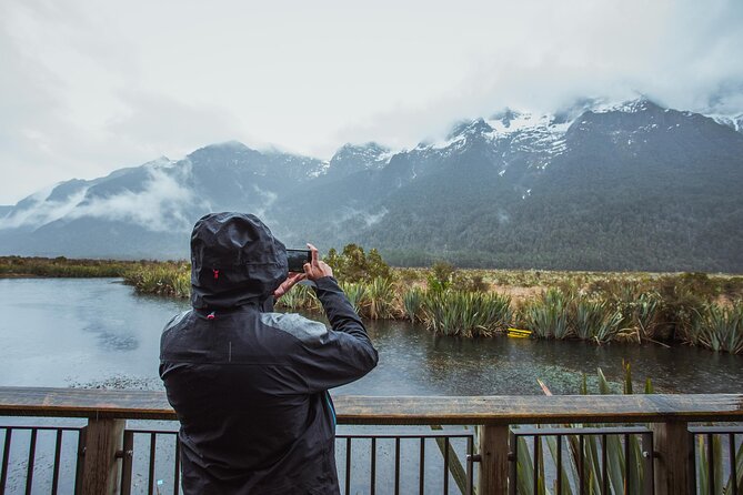 Milford Sound Coach & Cruise Tour From Te Anau - Safety and Accessibility