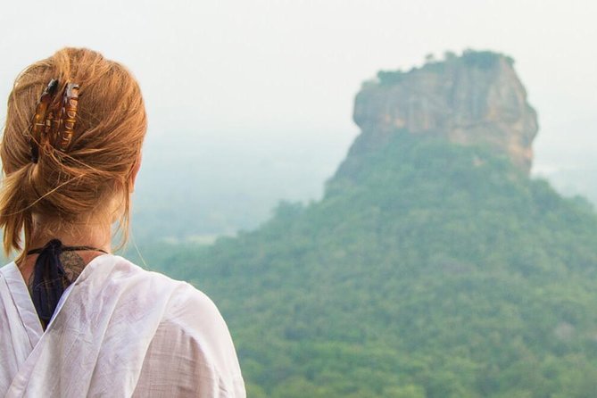 Minneriya Elephant Safari Wth Sigiriya & Dambulla Cave Temples Full Day Tour - Tips for Your Tour