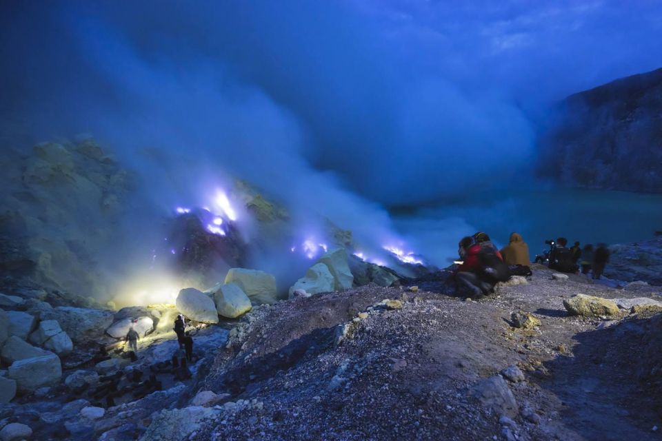 Mount Ijen Volcanic Crater Overnight Trip From Bali - Sunrise and Landscape Views