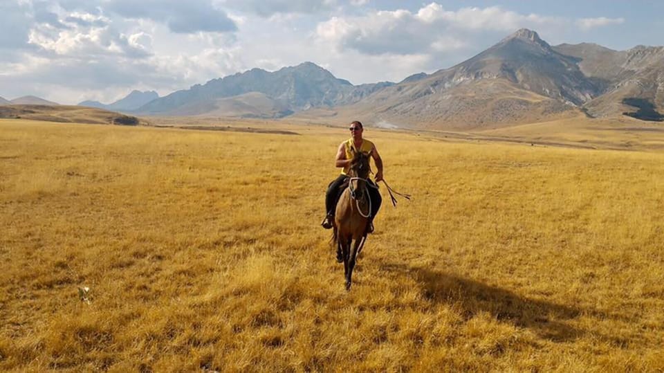 Mountains of the Abruzzo: Four Day Horseback Riding Trip - Booking Information