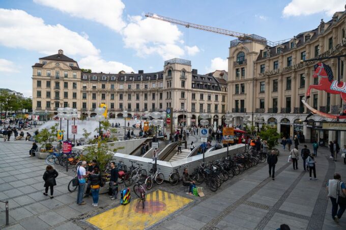 Munich: 24-Hour Big Bus Hop-On Hop-Off City Highlights Tour - Discovering Kunstareal