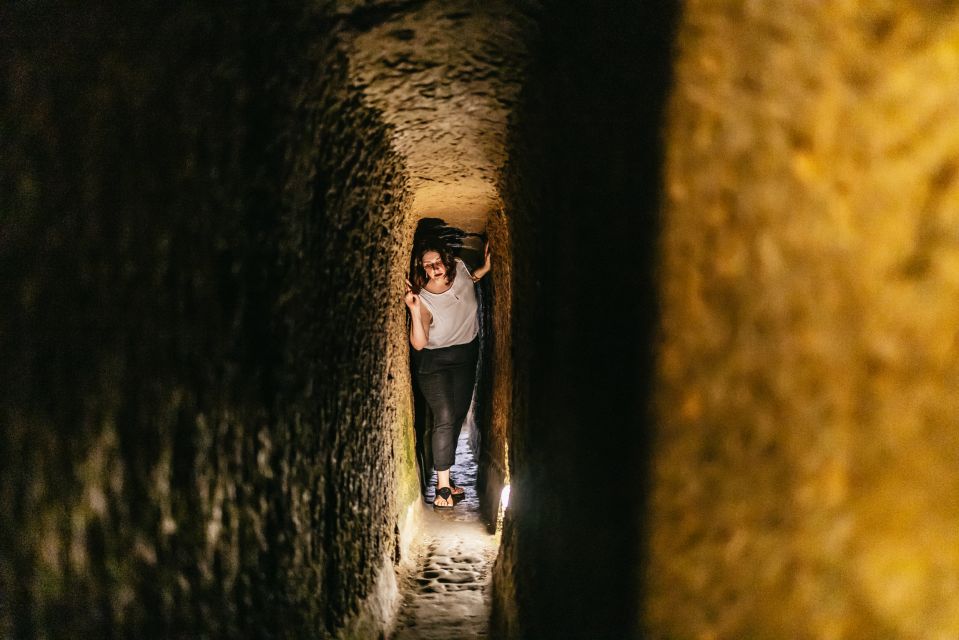 Naples: Spanish Quarters Underground Guided Tour - What to Expect