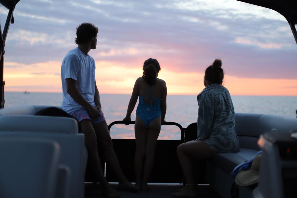 Naples: Sunset Boat Tour With Snacks and Drinks - Important Considerations for Participants